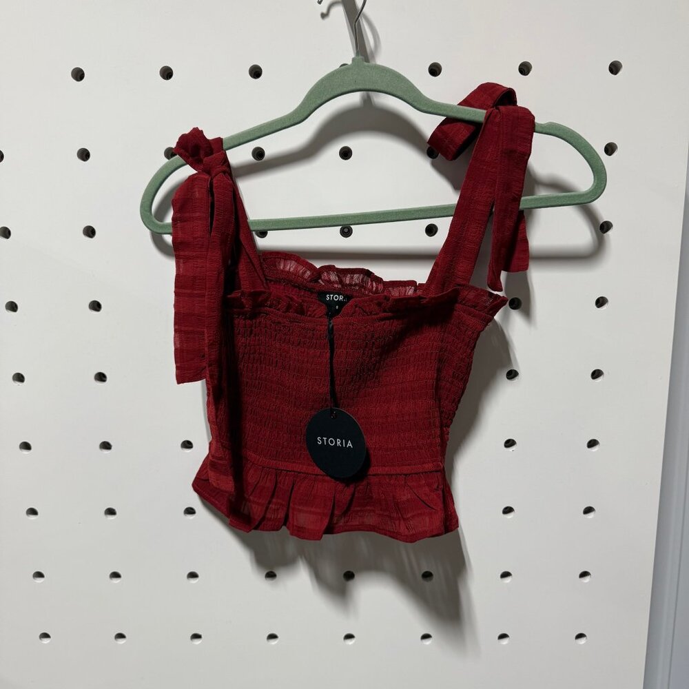 NWT Storia Brick Red Ruffle Tank Size Small